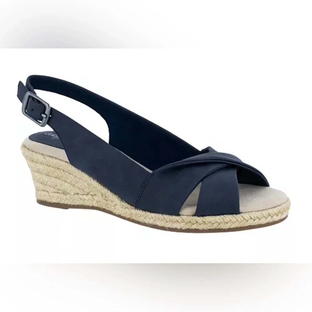 easy street heel buckle